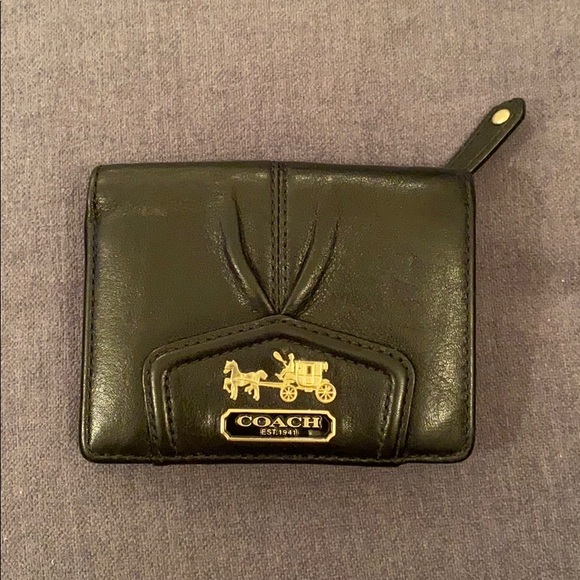Coach Handbags - COACH wallet